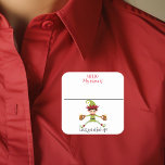 Party Name Tag Funny Christmas Elf Quadratischer Aufkleber<br><div class="desc">*** Kaufen Sie das Matte Finish, wenn Sie diesen Aufkleber als Namensschild verwenden*** Dieses Design kann in dem Bereich personalisiert sein, der durch das Ändern des Fotos und/oder Textes bereitgestellt wird. Sie können auch angepasst werden, indem Sie auf Vorlage personalisieren klicken und dann auf die Schaltfläche klicken, um weitere Optionen...</div>