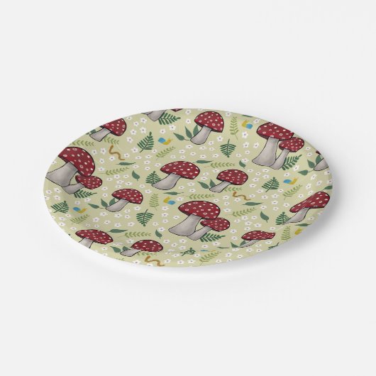Party-Plättchen für Pilze und Kritter Pappteller (Schrägansicht)