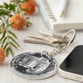 Party-silberner Disco-Ball-Schlüsselanhänger Schlüsselanhänger (Vorderseite rechts)