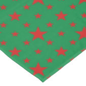 Party Stars Red auf Green Tischdecke (Schrägansicht)