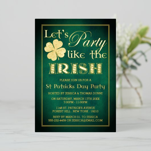 Party wie das Irish St. Patrick's Day Party real Folieneinladung (Stehend vorne)