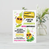 Party wie ein tropischer Ananas Geburtstag Einladung (Stehend Vorderseite)