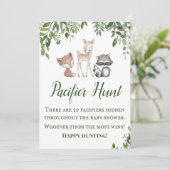 Party-Zeichen von Woodland - Schnuller Jagd Spiel  Einladung (Stehend Vorderseite)