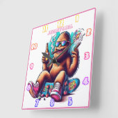 Party Zeit mit einem Chillout Sasquatch auf Skateb Quadratische Wanduhr (Winkel)