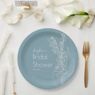 Partyservietten für eine Brautparty. Pappteller