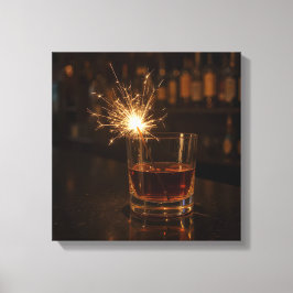 Partysparkler in einem Glas Whiskey Leinwanddruck