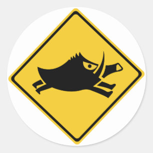 Passen Sie von den wilden Ebern, Verkehrszeichen, Runder Aufkleber