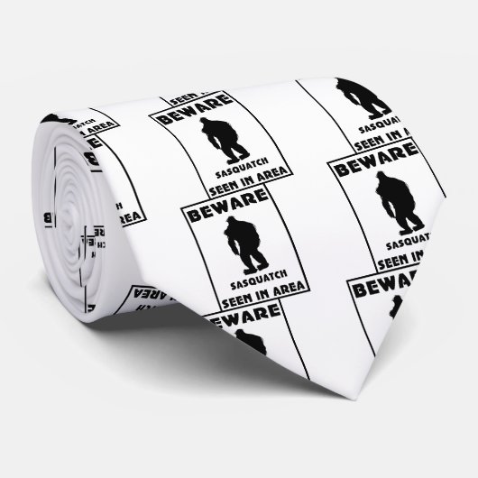 Passen Sie von Sasquatch Plakat auf Krawatte (Gerollt)