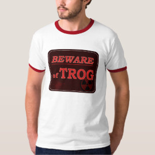 Passen Sie von Trog Zeichen auf T-Shirt