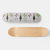 Passion Black Cat mit rotem Herz und Schmetterling Skateboard (Horizontal)