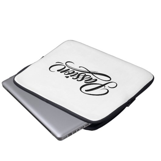 Passion Script | Elegant Minimalist Typography Laptopschutzhülle (Vorne Knopf)