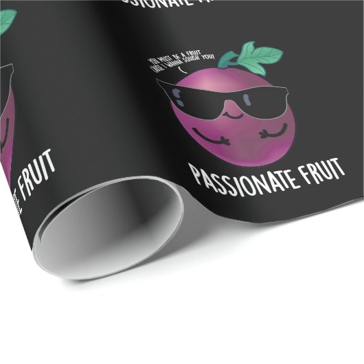 Passionate Fruit Funny Passion Fruit Pun Dark BG Geschenkpapier (Rolleneckpunkt)