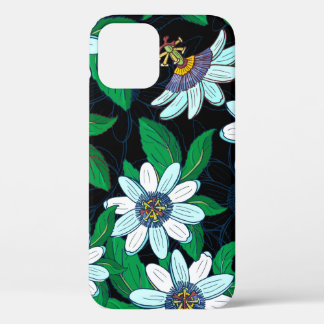 Passionblume, Passiflora auf schwarzem Hintergrund Case-Mate iPhone Hülle