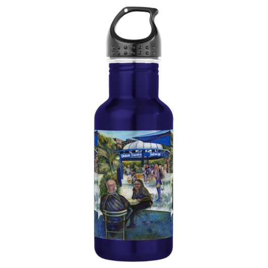 Passionierte Leute, die im Park spielen, NYC Edelstahlflasche (Vorderseite)