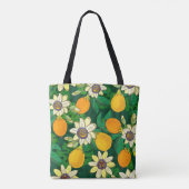 Passionsblume (Passiflora, Passionsfrucht) auf ein Tasche (Rückseite)
