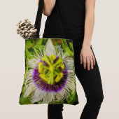 Passionsfrucht-Blume, hawaiische Strand-Tasche Tasche (Von Nahem)