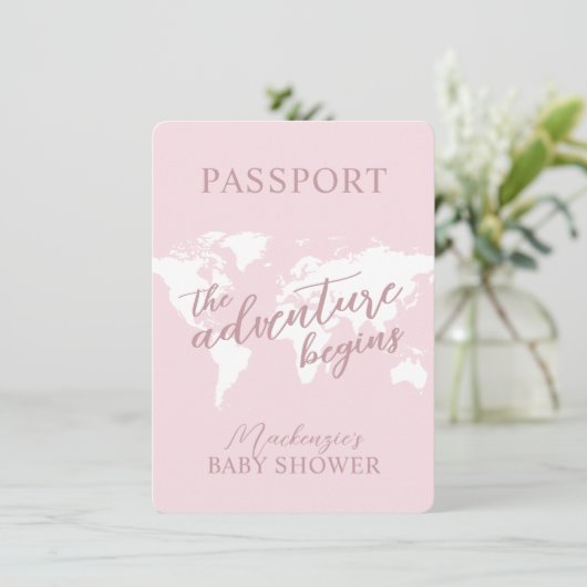 Passport Adventure Travel Theme Pink Baby Dusche Einladung (Stehend Vorderseite)