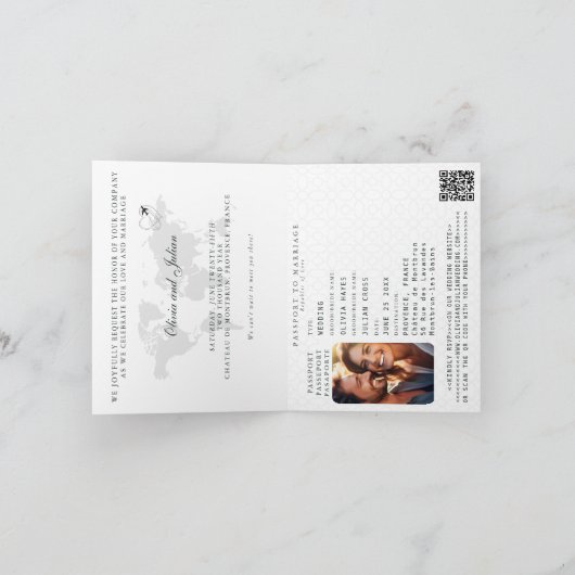 Passport Hearts Flugzeug Burgundy Hochzeit in Urla Einladung (Innenseite)