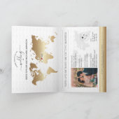 Passport Hochzeit in Urlaubsort Imitate Gold Wappe Einladung (Innenseite)