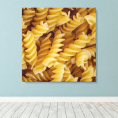 Pasta Fusilli Noodles Leinwanddruck (Insitu (Holzboden))