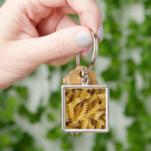 Pasta Fusilli Noodles Schlüsselanhänger (Hand)