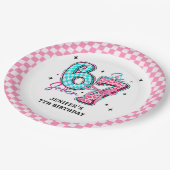 Pastel 67 Six Seven Girl Birthday Party Pappteller (Schrägansicht)