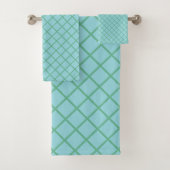 Pastel Aqua Blue und Green Diagonal Grid Muster Badhandtuch Set (Insitu)