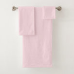 Pastel Baby Light Pink Solid Color Minimalistisch Badhandtuch Set<br><div class="desc">Schöne helle Feder pastellfarben pink. Minimalistische,  moderne,  schicke und schicke pastellfarbene Ästhetik in zarter rosa Vollfarbe. Rosa Wohngestaltung,  pastellrosa ästhetische Dekoration,  pastellrosa Küche,  pastellrosa Farbe. Pastellrosa Handtuch.</div>