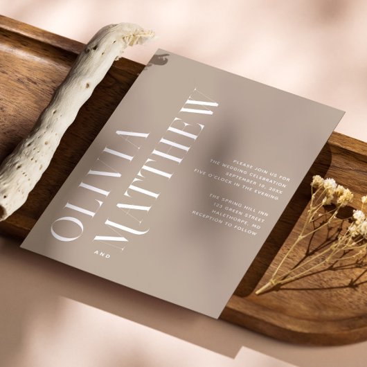 Pastel blass taupe minimalistische Hochzeit + QR D Einladung