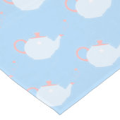 Pastel Blue and Pink Teapot Pattern Mittelgroßer Tischläufer (Ecke)