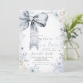 Pastel Blue Bow Conquette Winter Baby Dusche Einladung (Stehend Vorderseite)