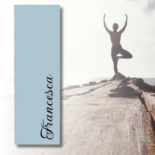 Pastel Blue Calligraphy Name | Stilvoll einfach Yogamatte
