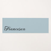 Pastel Blue Calligraphy Name | Stilvoll einfach Yogamatte (Vorderseite (Horizontal))