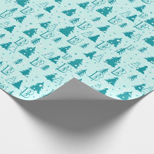 Pastel Blue Christmas Tree Custom Monogram Elegant Geschenkpapier (Ecke)