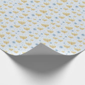 Pastel Blue Hanukkah Menorah Star von David Patter Geschenkpapier (Ecke)