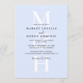 Pastel Blue Modern Monogram Overlay Wedding Einladung (Vorderseite)