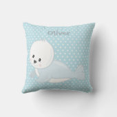 Pastel Blue Polka-Dot Baby Arctic Seal Monogram Kissen (Rückseite)