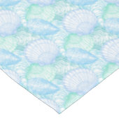 Pastel Blue Seashells Tischdecke (Schrägansicht)