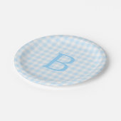 Pastel Blue und White Gingham Mit Monogramm Pappteller (Schrägansicht)