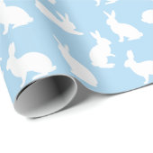 Pastel Blue With White Bunny Pattern Cute Easter Geschenkpapier (Rolleneckpunkt)