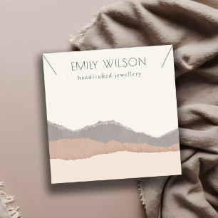 Pastel Blush Kraft Mountain Wave Necklace Display Quadratische Visitenkarte