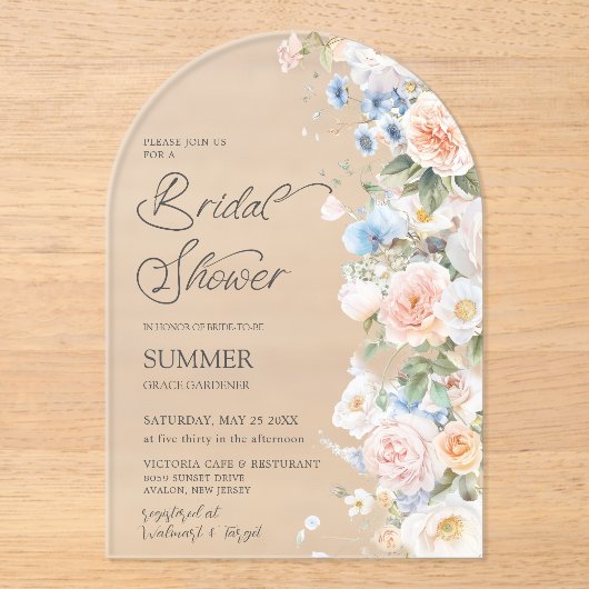 Pastel Blush White Blue Floral Brautparty Arch Acryleinladungen (Vorderseite)