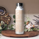 Pastel Boho Peach White Feathers Name hinzufügen Trinkflasche<br><div class="desc">Boho Wasserflasche.</div>
