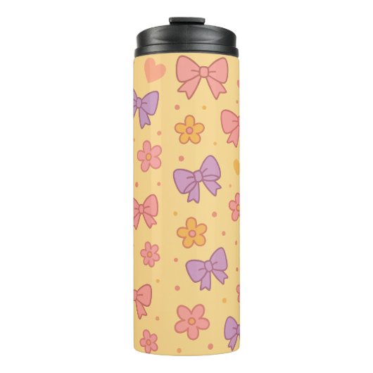 Pastel Bows & Flowers Pattern – Cute Yellow Girly Thermosbecher (Vorderseite)