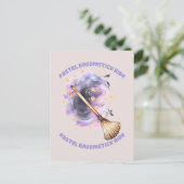 Pastel Broomstick Ride - Whimsical Witz Broom Postkarte (Stehend Vorderseite)