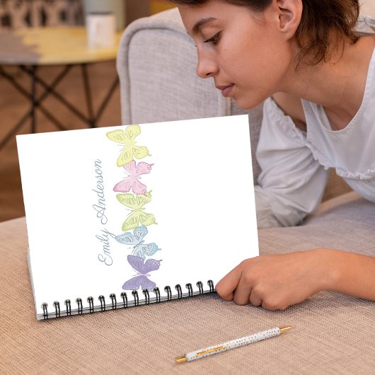 Pastel Butterfliegen Niedlich Personalisiert Notizblock