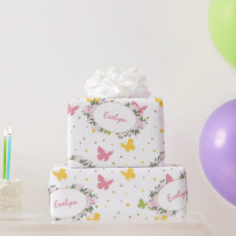 Pastel Butterfly Muster mit Blume und Namen Geschenkpapier