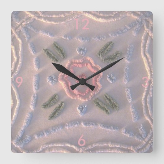 Pastel Chenille Wall Clock Quadratische Wanduhr (Vorderseite)