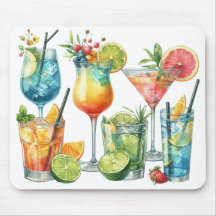 PASTEL COLORED SUMMER COCKTAILS AND FRUITS