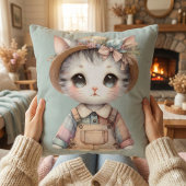 Pastel-Cotattecore-Katze in Overalls & Strohhut Kissen